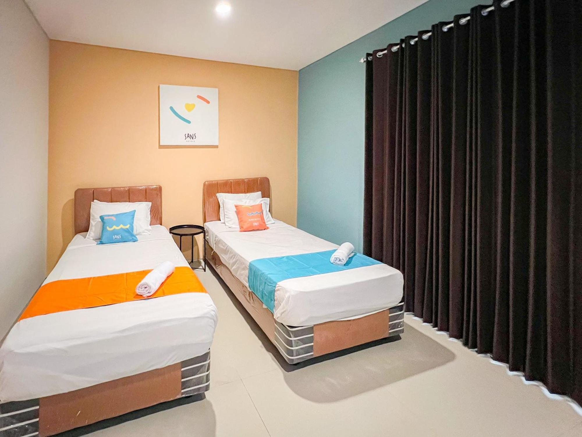 Sans Stay Bukit Palma Citraland Surabaya Eksteriør bilde